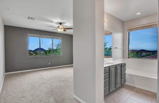 7135 W DESERT MIRAGE Drive Gallery 3