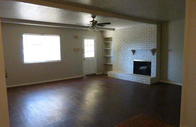 15785 El Estado Drive Gallery 4