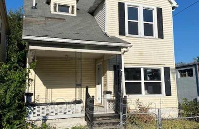 209 N Irwin St photos photos