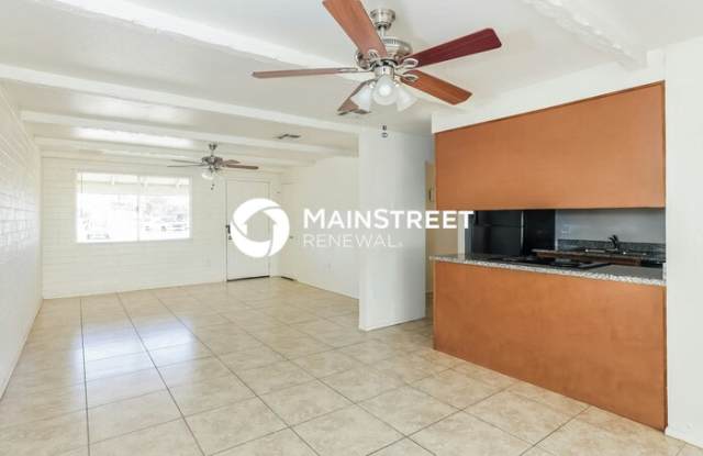 7132 West Glenrosa Avenue Gallery 3
