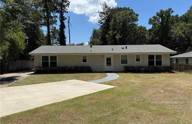 7 HOLLY Drive photos photos