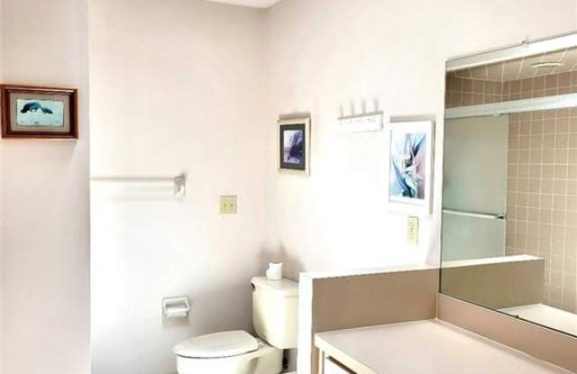 5188 S Riverview Circle Gallery 4