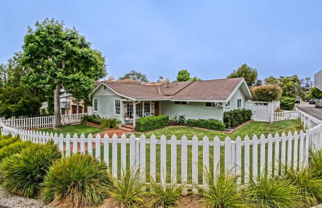 BEAUTIFULLY REMODELED (FURNISHED), 3BR3BA HOME W/ HUGE DETACHED BONUS ROOM, SPACIOUS FRONT  REARY FENCED YARDS ON A LARGE CORNER LOT JUST BLOCKS TO SCHOOLS, PARKS, DOWNTOWN  NORTH MB  1 MINS TO BEACH! photos photos