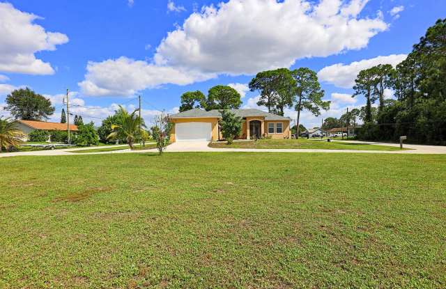 Rare Half-Acre Lot with Room to Spread Out Gallery 1