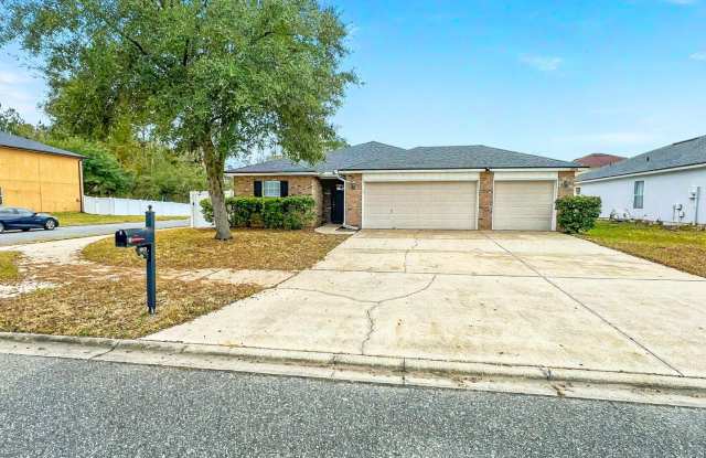 Spacious Home with Open Layout, Fenced Yard  3-Car Garage photos photos