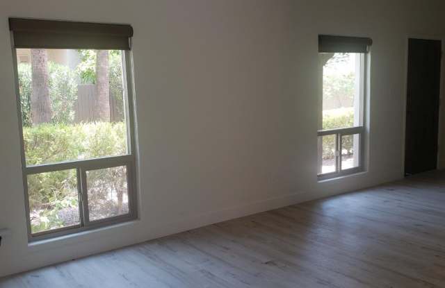 7290 E Rancho Vista Dr Unit 20 Gallery 2