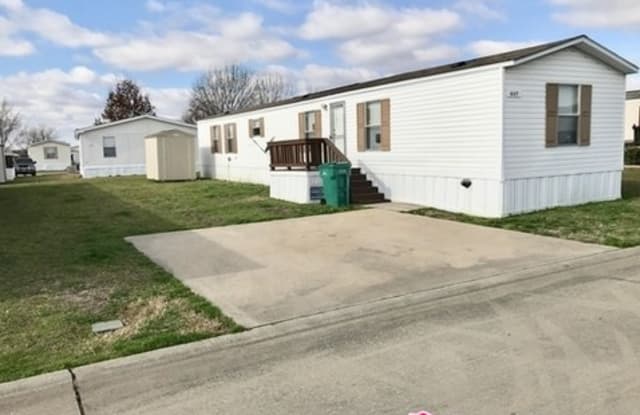 607 Keats Road - 607 Keats Rd, Wilmer, TX 75141