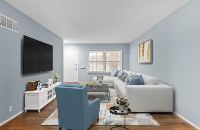 2 Bed Premium W/ Patio - GRANITE, Spacious, Natural Light, Basement! Gallery 4