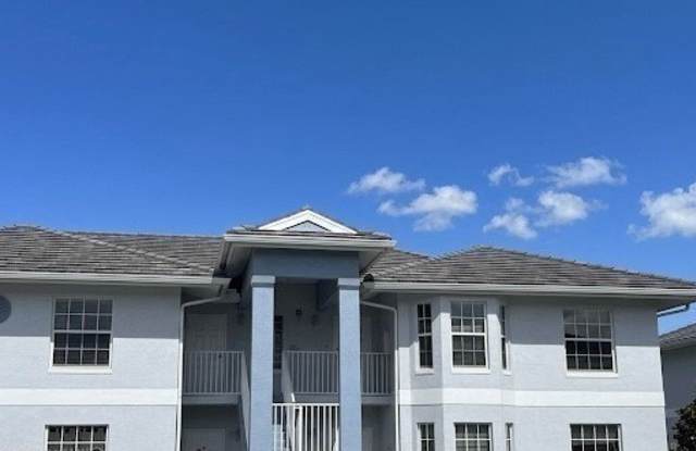 8326 Bernwood Cove Loop Gallery 3