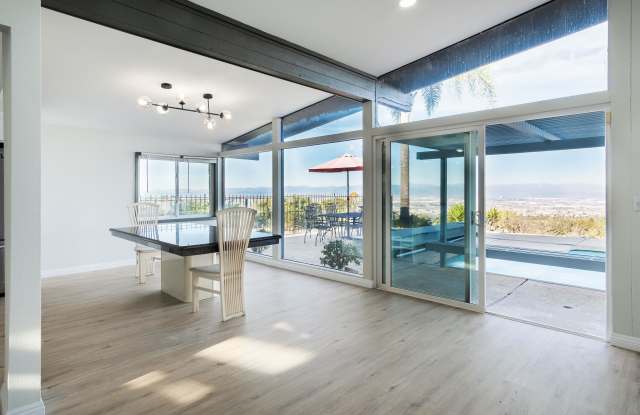 27408 Larchbluff Drive Gallery 4