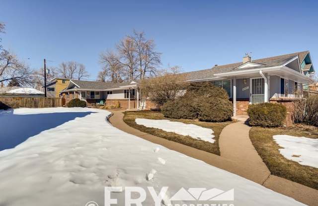 Spacious Updated Berkeley Triplex photos photos