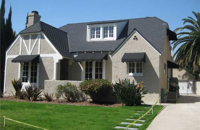 327 N Crescent Heights Boulevard - 327 North Crescent Heights Boulevard, Los Angeles, CA 90048