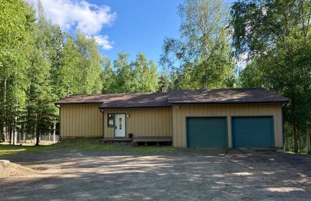 2585 Stellar Way, 3 bed 1.5 bath Gallery 1