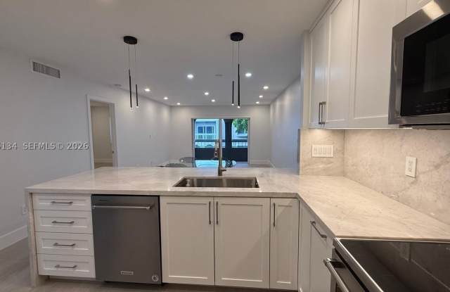 7840 CAMINO REAL P-111 Gallery 4