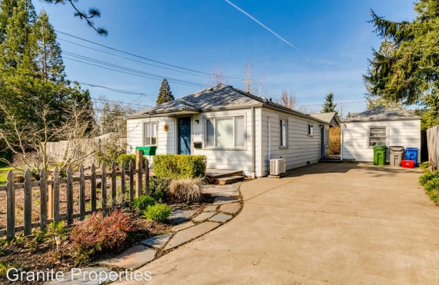 815 W 25th Ave - 815 West 25th Avenue, Eugene, OR 97405