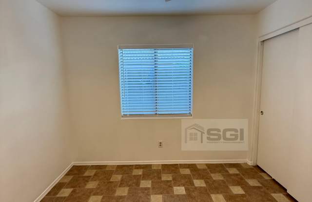 13200 W Desert Ln Gallery 3