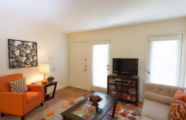 8032 Oakdell Way Gallery 3