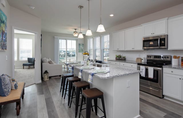 Crest at Burkitt Ridge Apartments and Townhomes Gallery 2