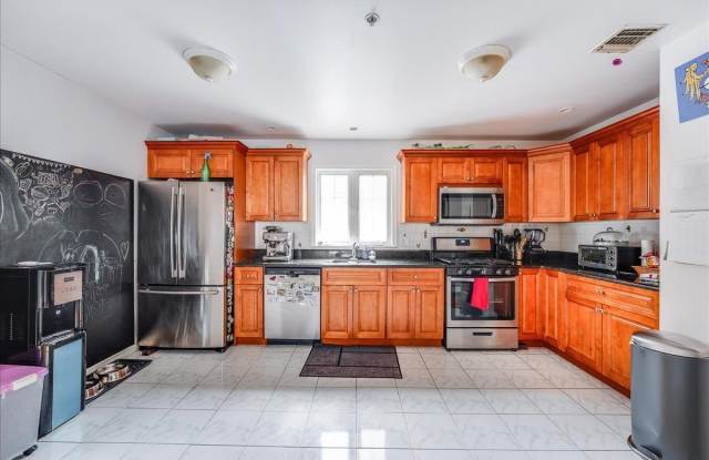 55 71ST ST - 55 71st Street, Guttenberg, NJ 07093