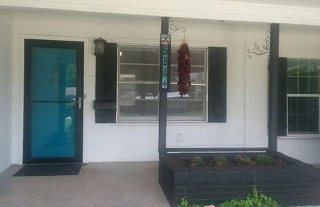 5884 Tracyne Drive Gallery 3