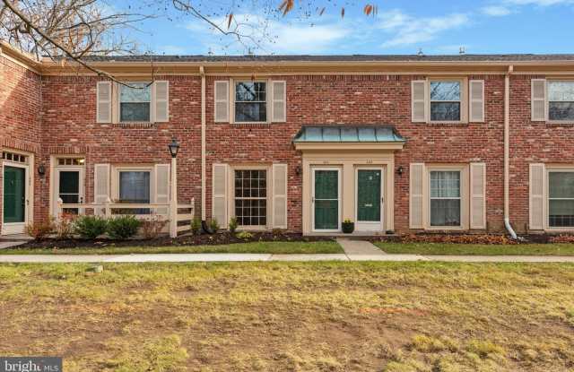 444 OLD PENLLYN PIKE - 444 Old Penllyn Pike, Montgomery County, PA 19422