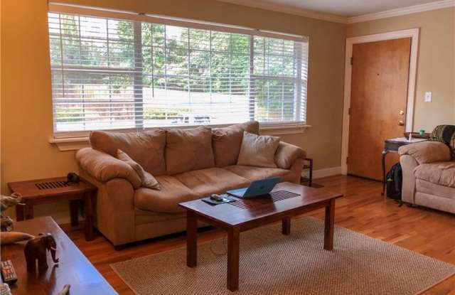 1643 Briarcliff Road NE Gallery 3