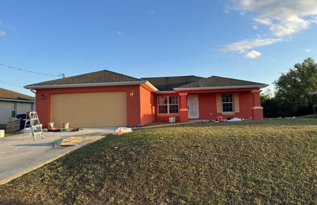 SPACIOUS 3Bd / 2 Ba SINGLE FAMILY HOUSE AVAILABLE photos photos