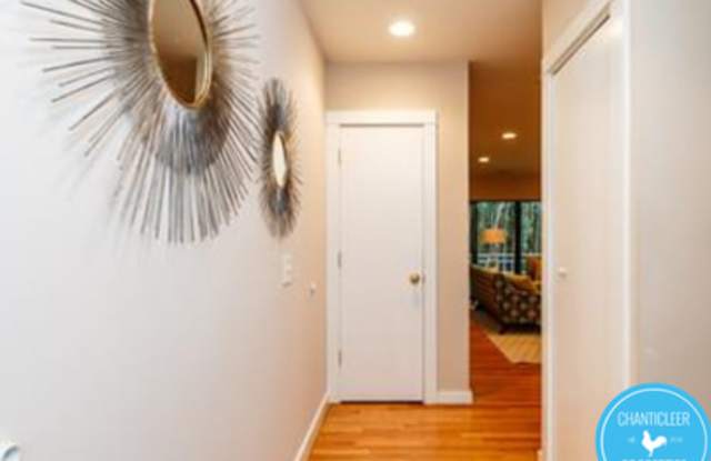 130 East Longview Street - 1Unit L Gallery 4