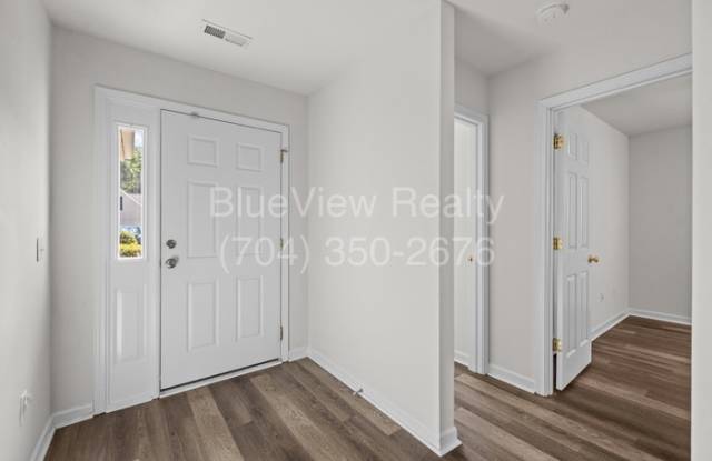 11228 Dickie Ross Road Gallery 3