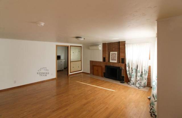 706 Davenport St - 706 Davenport Street, Richland, WA 99352