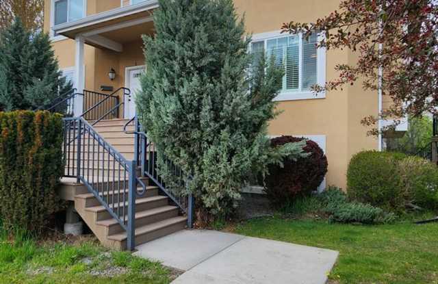 Elegant Stephens Pointe Condominiums photos photos