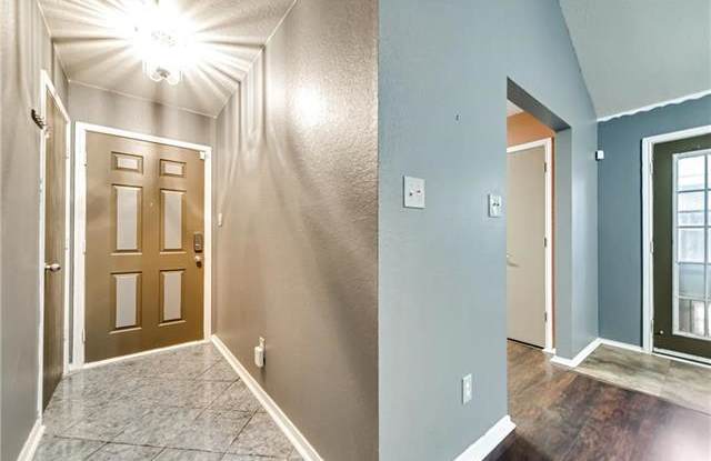 6304 Stoneford Court Gallery 2