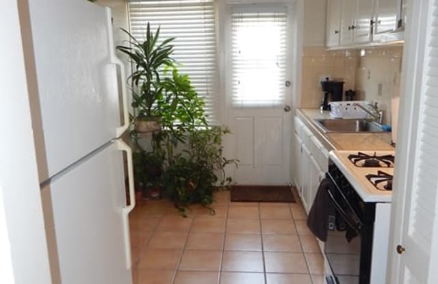 5040 Brighton Avenue - 5040 Brighton Avenue, San Diego, CA 92107