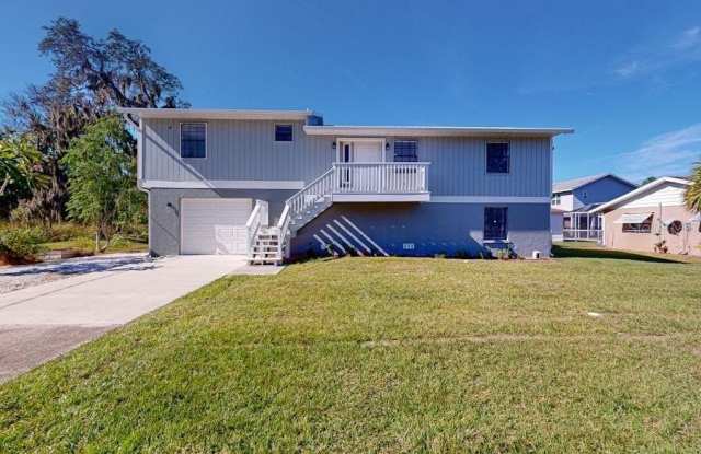 4207 5TH AVENUE W photos photos