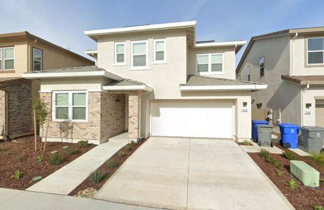 Spectacular Folsom 4/3 Home Waiting For You! Please read entire ad for viewings! - 312 Chan Court, Folsom, CA 95630