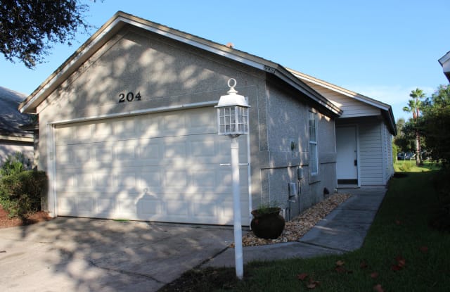 204 Chantal Court - 204 Chantal Court, Sawgrass, FL 32082
