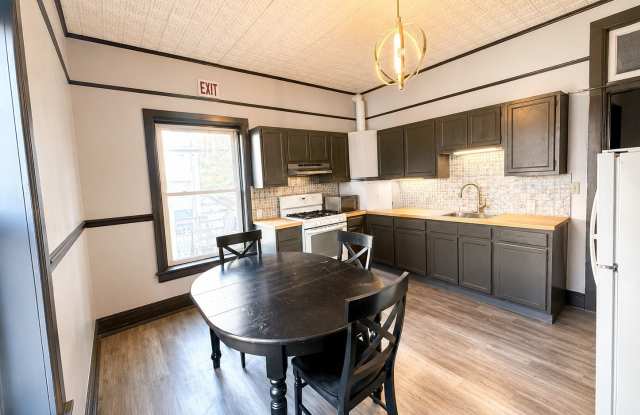 220 East State Street - 4 photos photos