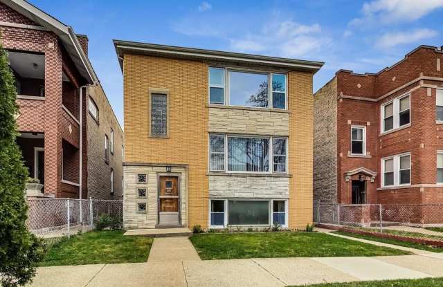 5151 W Agatite Avenue unit: 2 photos photos