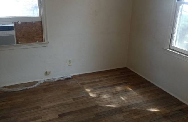 2 Br 1 Ba available Now photos photos