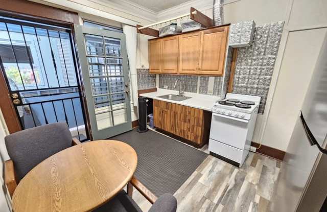 373 Kilani Ave,  Apt 1, Wahiawa, HI  96786 - 373 Kilani Avenue, Wahiawa, HI 96786
