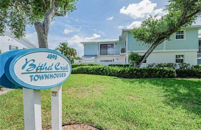 4890 Bethel Creek Drive Gallery 2