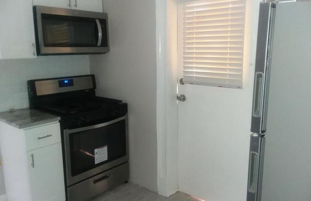 2012 MOUNT ROYAL photos photos