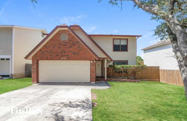 7720 Wood Bluff photos photos