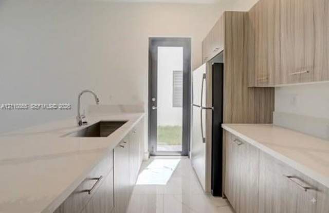 17552 SW 46th St # 17552, Miramar, FL 33029 Gallery 1