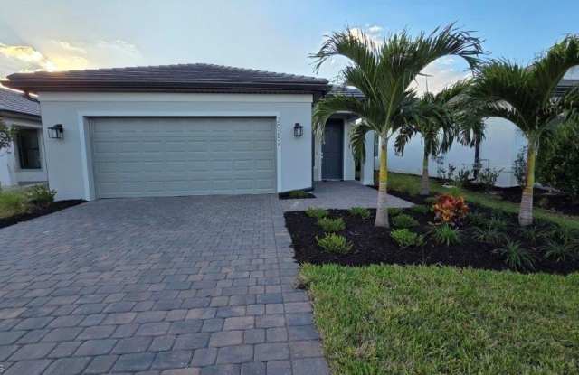 20254 Hartford Blvd photos photos