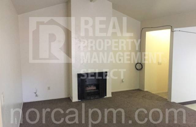 9282 Corinthian Circle Gallery 2