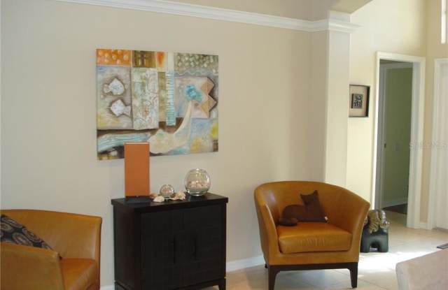 9410 GREENPOINTE DRIVE Gallery 4