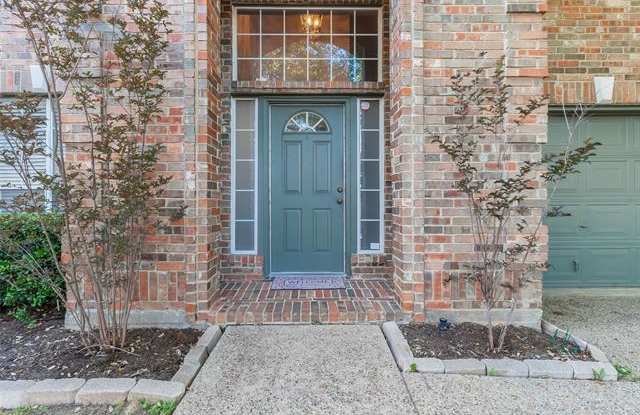 3883 Emerald Court Gallery 2