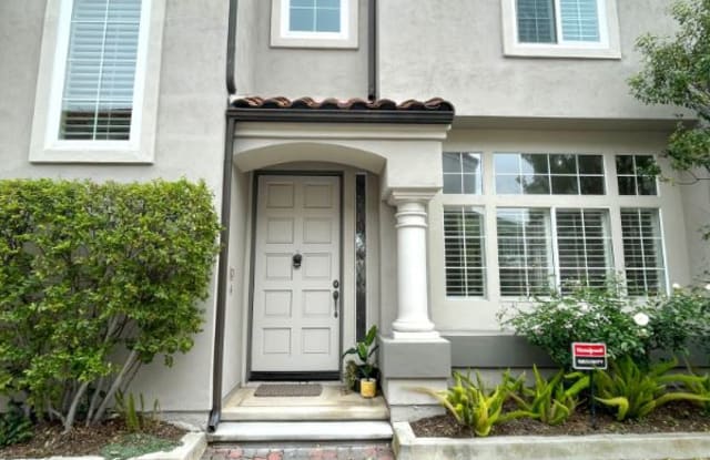 2421 E 16th St 9 - 2421 East 16th Street, Newport Beach, CA 92663
