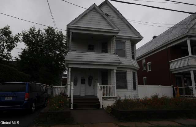 1017 Willett Street Gallery 1